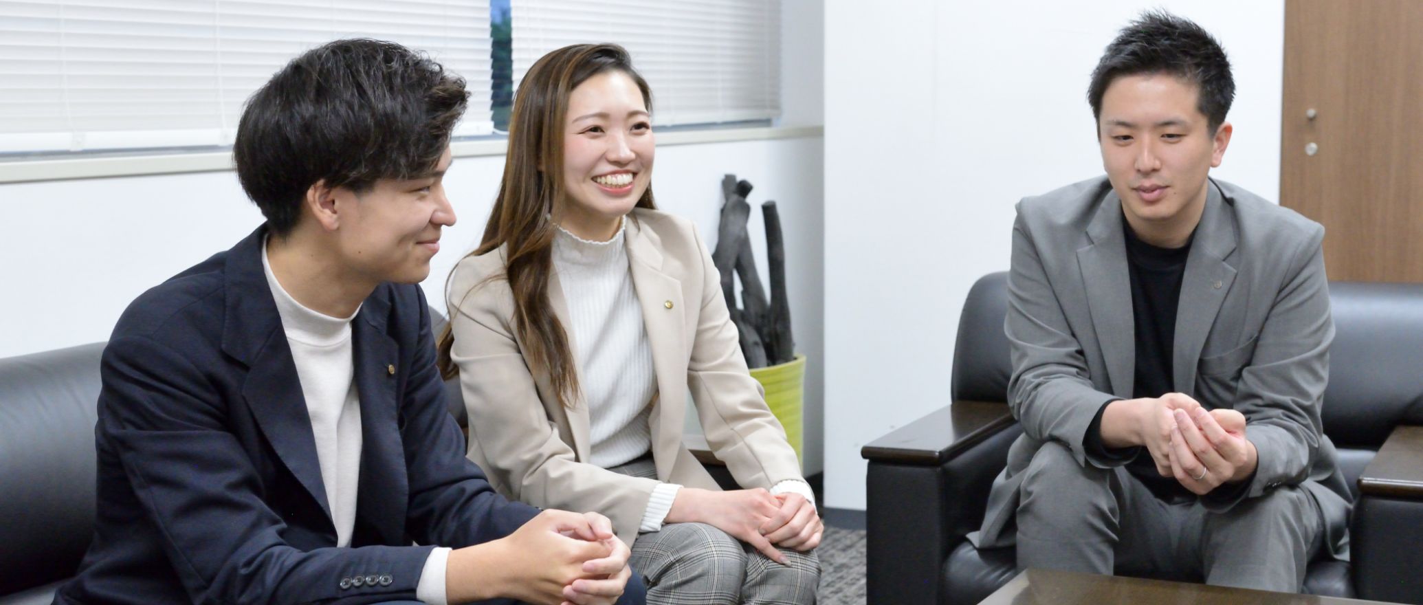 先輩×後輩 クロストーク | 紀陽銀行 新卒採用サイト